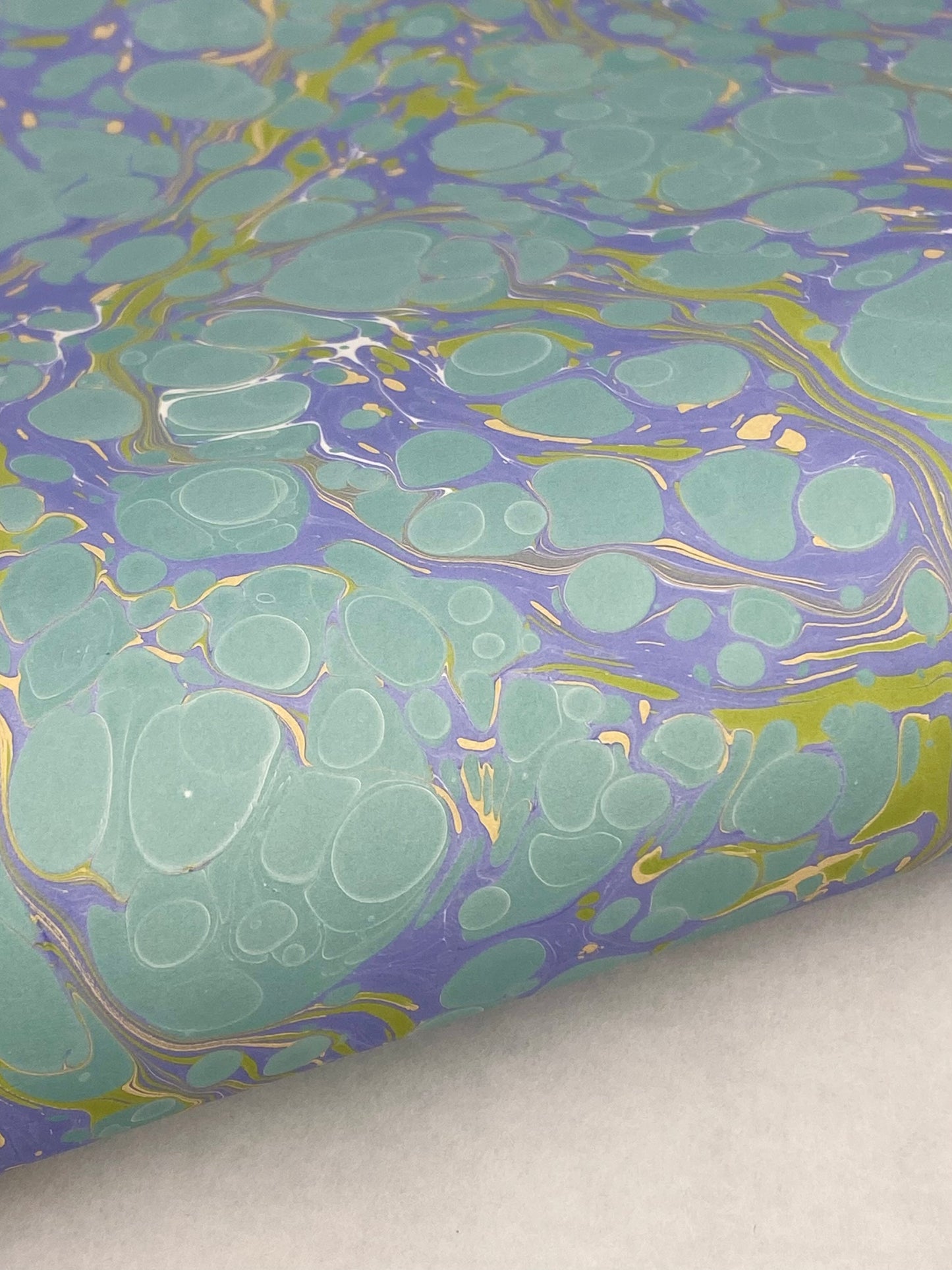 17x20 Hand-Marbled Paper P553