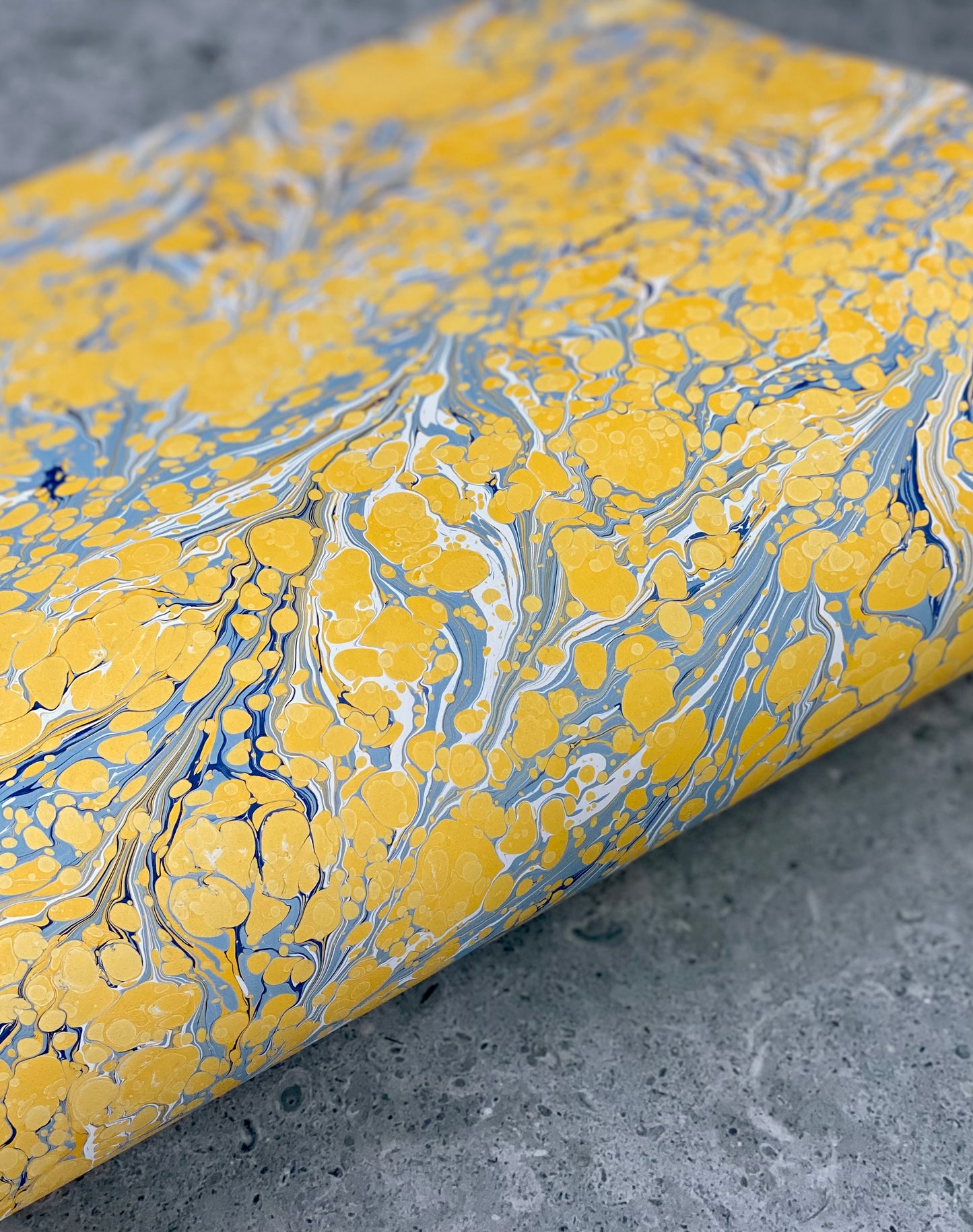 Half-Sheet Hand-Marbled Paper P094H