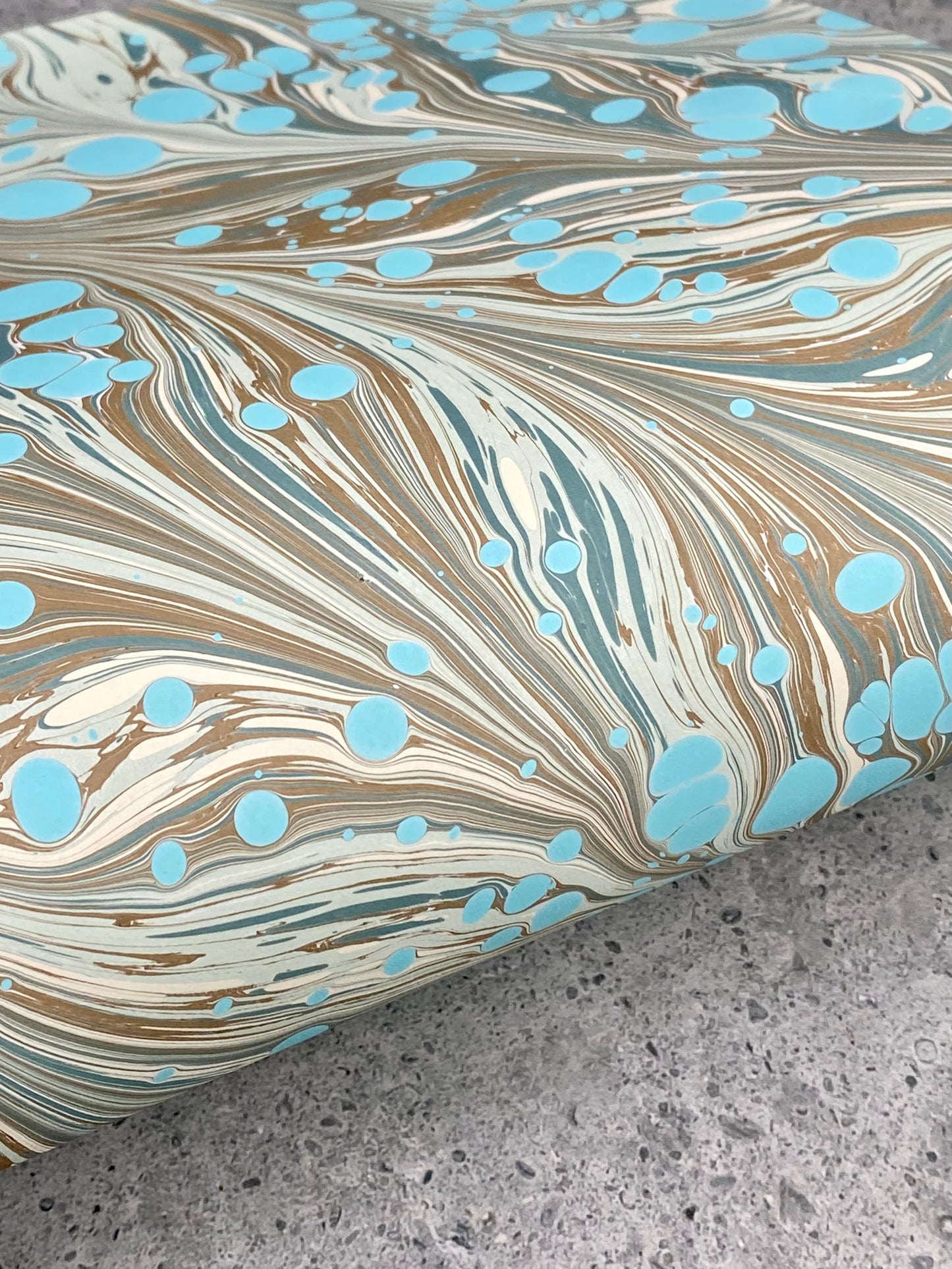 Half-Sheet Hand-Marbled Paper P471H